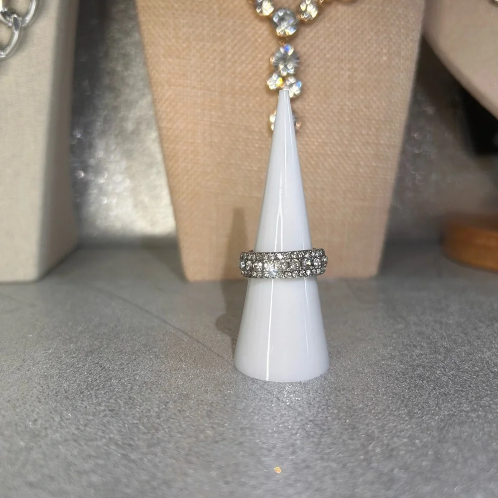 Dazzling Silver Crystal Band Ring Size 7